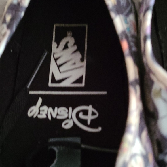 Disney princess vans size 9 - Picture 5 of 7